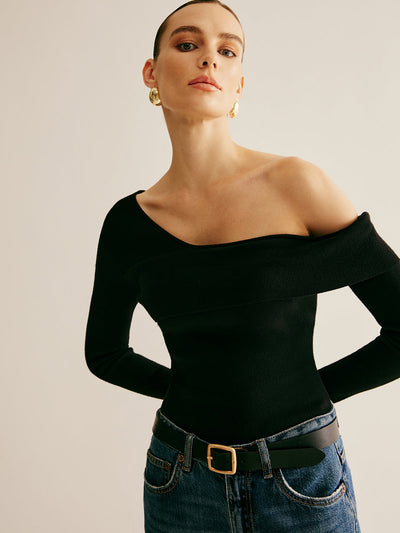 Asymmetrische Off-Shoulder Top | Elegante Pasvorm