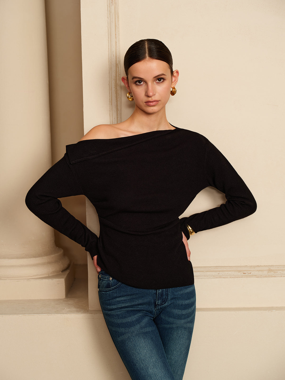 Asymmetrische Off-Shoulder Trui | Stijlvolle Pasvorm