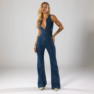 Denim Jumpsuit | Flatterende Fit Met Diepe Halslijn