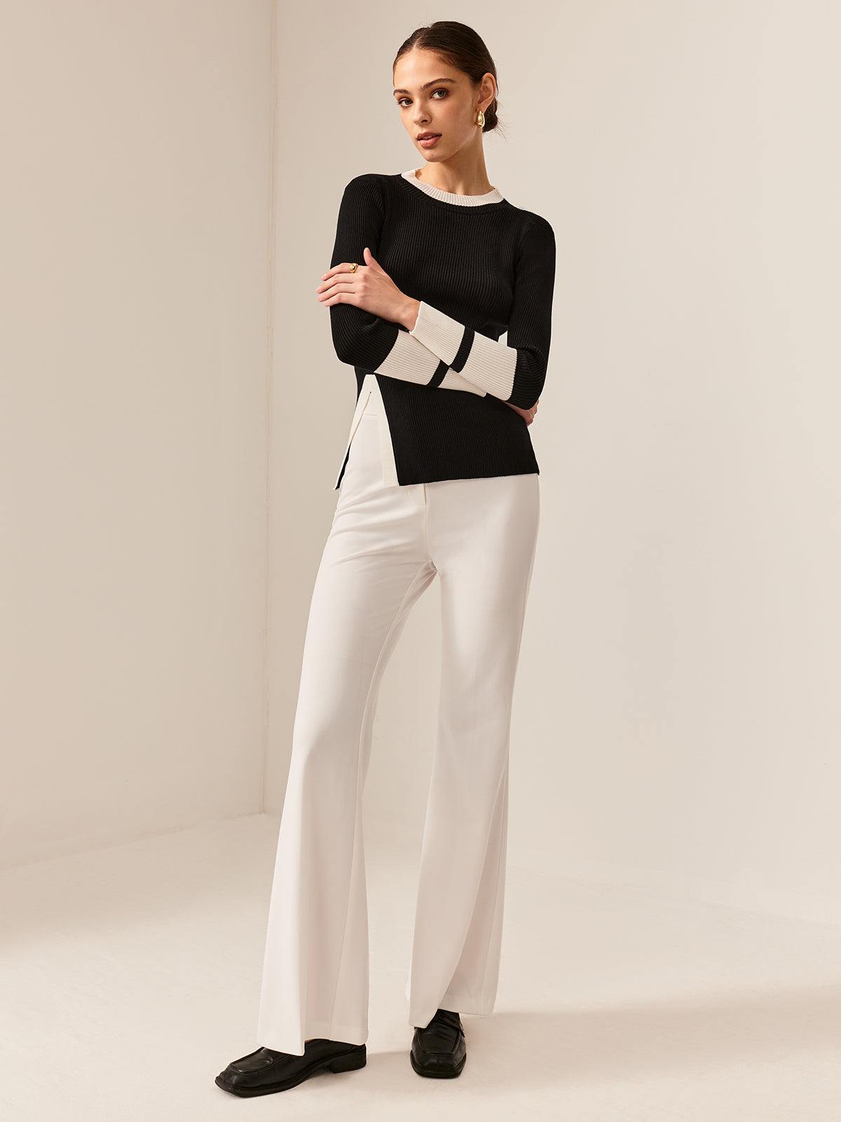 Elegant Geribde Top | Zwart-Wit Contrast