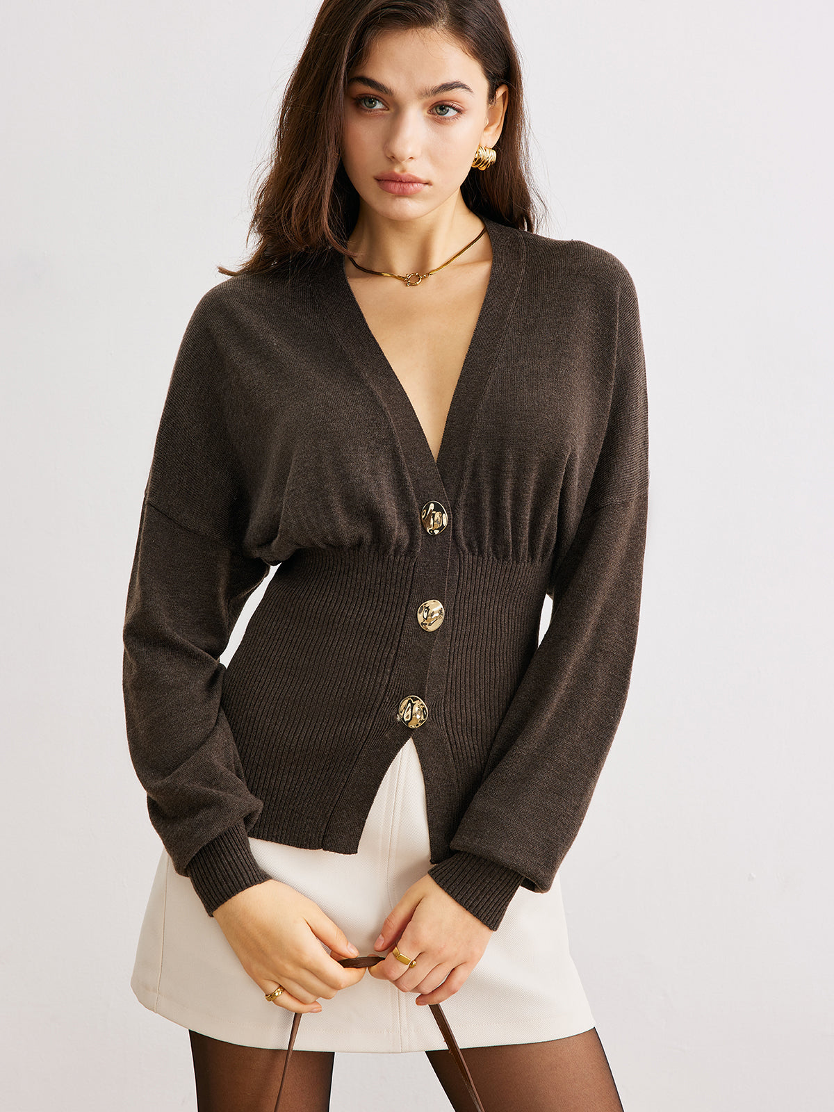 Elegante Gebreide Cardigan | Goudkleurige Knoopsluiting