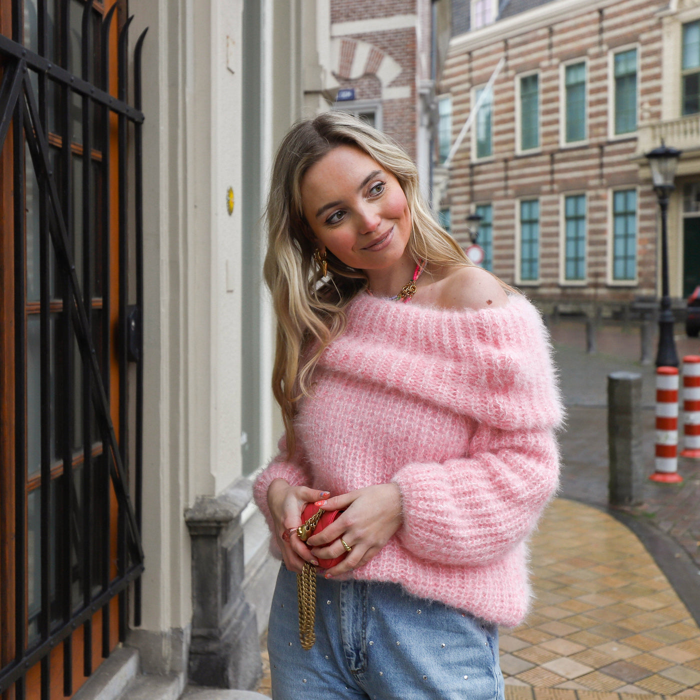 Gebreide Off-Shoulder Trui | Zachte En Warme Stijl