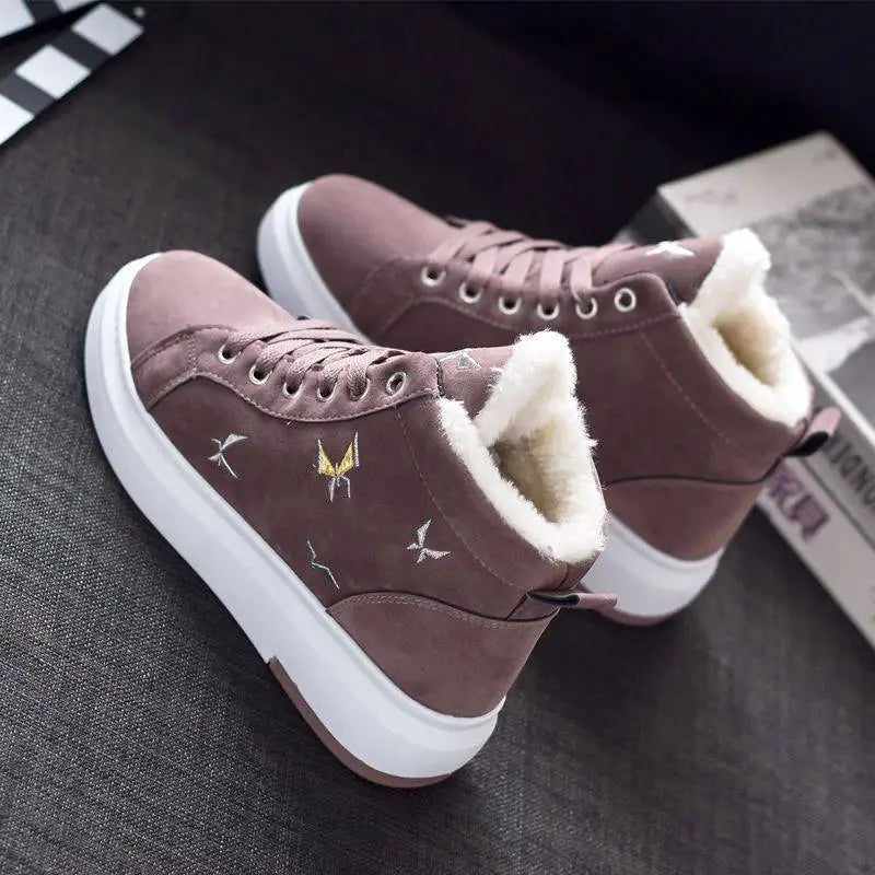 Warme Hoge Sneakers | Geborduurd Design & Pluche Voering