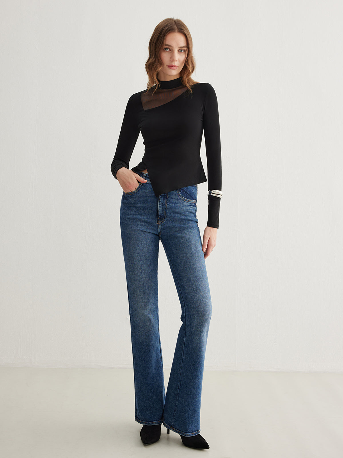 Zwarte Getailleerde Top | Mesh Detail